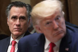 Mitt Romneyand Donald Trumpin Discussion Wallpaper