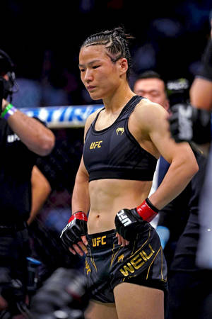 Mixed Martial Artist Zhang Weili Wallpaper