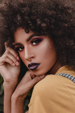 Model With Afro Wallpaper