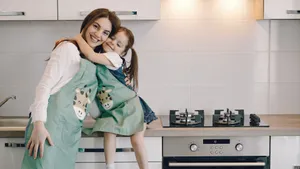 Mom Inside Kitchen Wallpaper