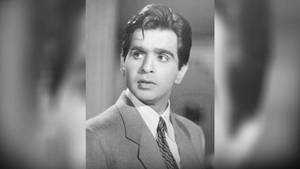 Monochromatic Dilip Kumar Portrait Desktop Wallpaper