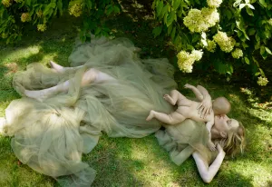 Mother And Baby Vogue Cover Shoot Wallpaper