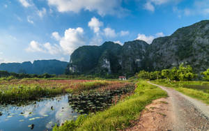 Mountain And Road Scenery Wallpaper