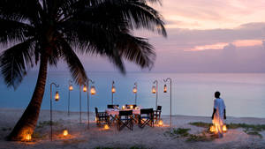 Mozambique Ambient Dinner Wallpaper