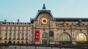 Musée Dorsay In Paris Wallpaper