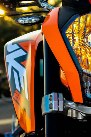 N2 200 Orange Front View Close-up Wallpaper