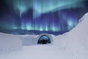 Nature 4k Igloo Wallpaper