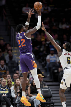 Nba Playoffs Deandre Ayton Versus Deandre Jordan Wallpaper