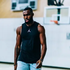 Nba Top Athlete Tim Hardaway Jr. Wallpaper