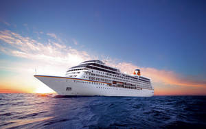 Neat White Cruise Ship Wallpaper