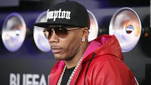 Nelly Performing Live In Concert Wallpaper