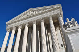 Neoclassical Columns Of The Supreme Court Building Wallpaper