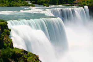 Niagara Falls Canada Close Up Wallpaper