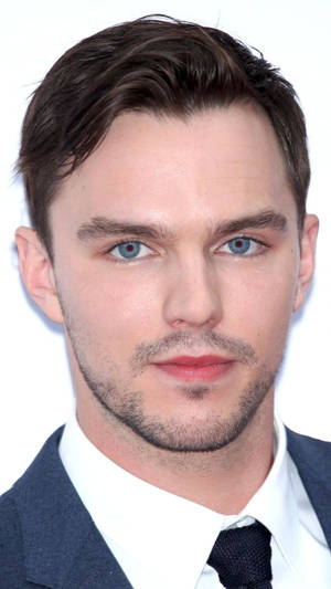 Nicholas Hoult Alluring Eyes Wallpaper