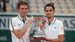 Nicolas Mahut Partner French Open Trophy Wallpaper