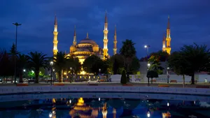 Night View Of Blue Mosque Wallpaper