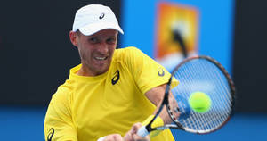 Nikolay Davydenko Dead-center Stroke Wallpaper