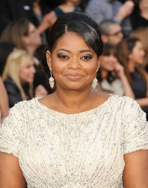 Octavia Spencer 2012 Oscars Red Carpet Wallpaper