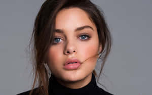 Odeya Rush Modelling Wallpaper