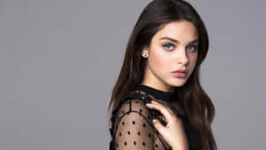 Odeya Rush Radiates Power And Confidence Wallpaper