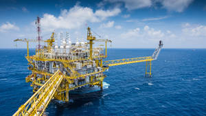 Oil Gas Installation In The Ocean Wallpaper