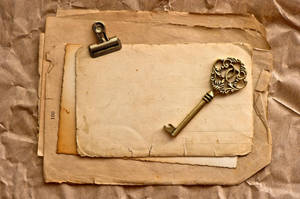 Old Paper And Key Wallpaper