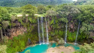 Oman Ain Athum Park Wallpaper