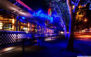 Open Street Retro Diner Wallpaper