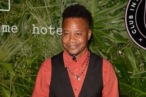 Oscar Winning Film Actor Cuba Gooding Jr Wallpaper