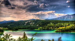 Outdoor Green Lake Wallpaper