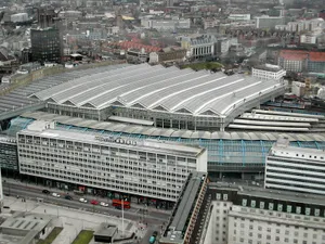 Outside Waterloo Station Wallpaper