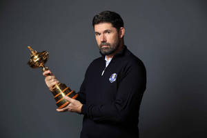 Padraig Harrington Dark Gray Wallpaper