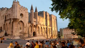 Palais Avignon Des Papes Wallpaper