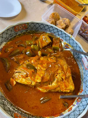 Palatable Fish Head Curry Dish Serving Wallpaper