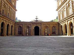 Palazzo Pitti Courthouse Garden Wallpaper