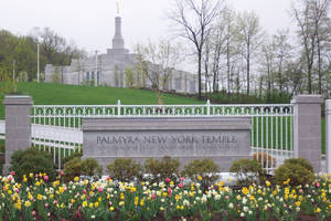 Palmyra New York Temple Gate Wallpaper