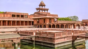 Panch Mahal In Fatehpur Sikri Wallpaper