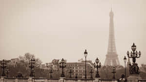 Paris Aesthetic Vintage City Wallpaper