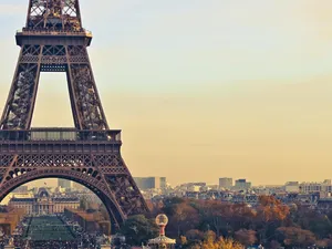 Paris At Night Wallpaper