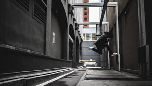 Parkour Jump Shot Photography Wallpaper