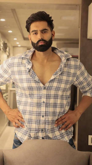 Parmish Verma Hands On Hips Wallpaper