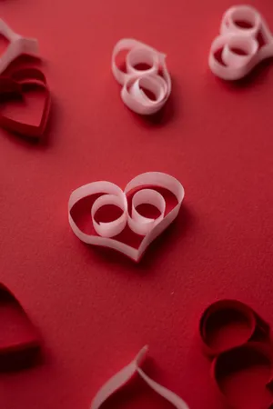 Pastel Pink Heart Spiral Paper Wallpaper