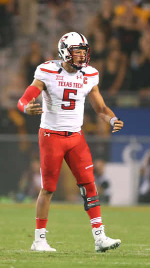 Pat Mahomes Showing Off His New Phone Wallpaper