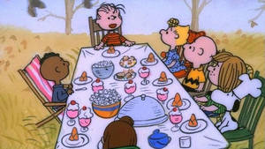 Peanuts Thanksgiving Table Wallpaper