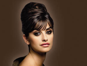 Penelope Cruz Wonderful Hairstyle Wallpaper