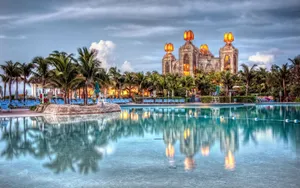 Perfect View Of The Beach In Atlantis Resort Wallpaper