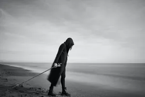 Pessimistic Beach Drag Wallpaper