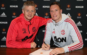 Phil Jones Gray Jacket Wallpaper