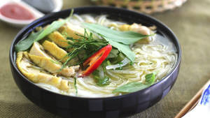 Pho With Chicken Meat Slices Wallpaper