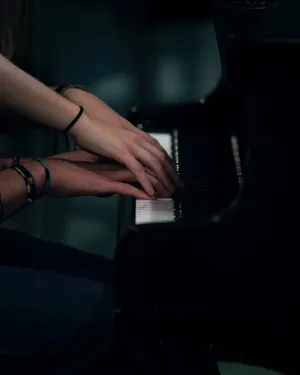 Piano Couple Hands Wallpaper